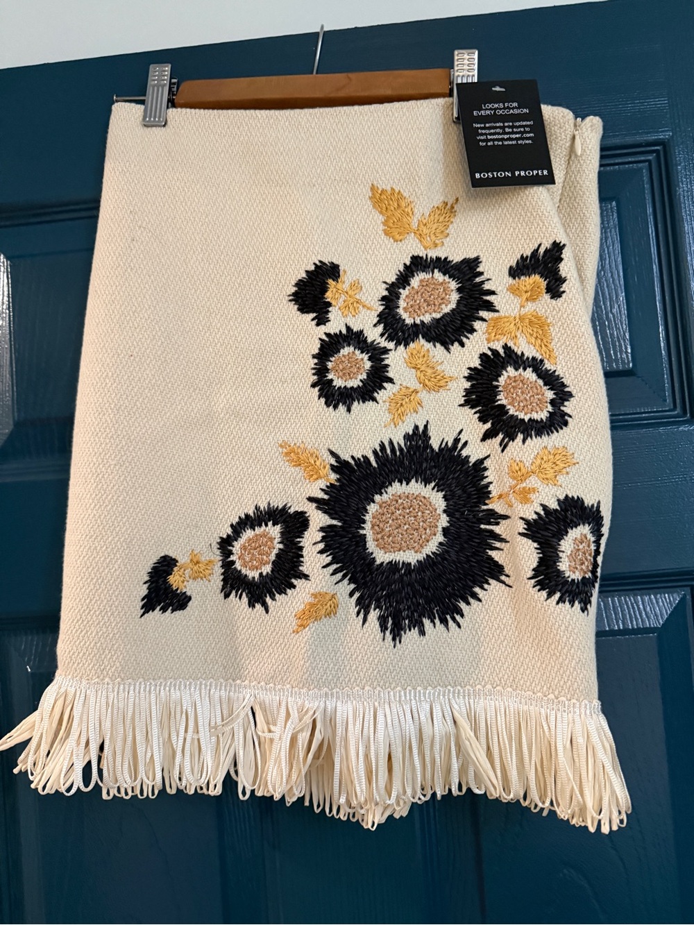 NWT Boston Proper Embroidered Floral Fringe Mini Skirt Cream Size 2
